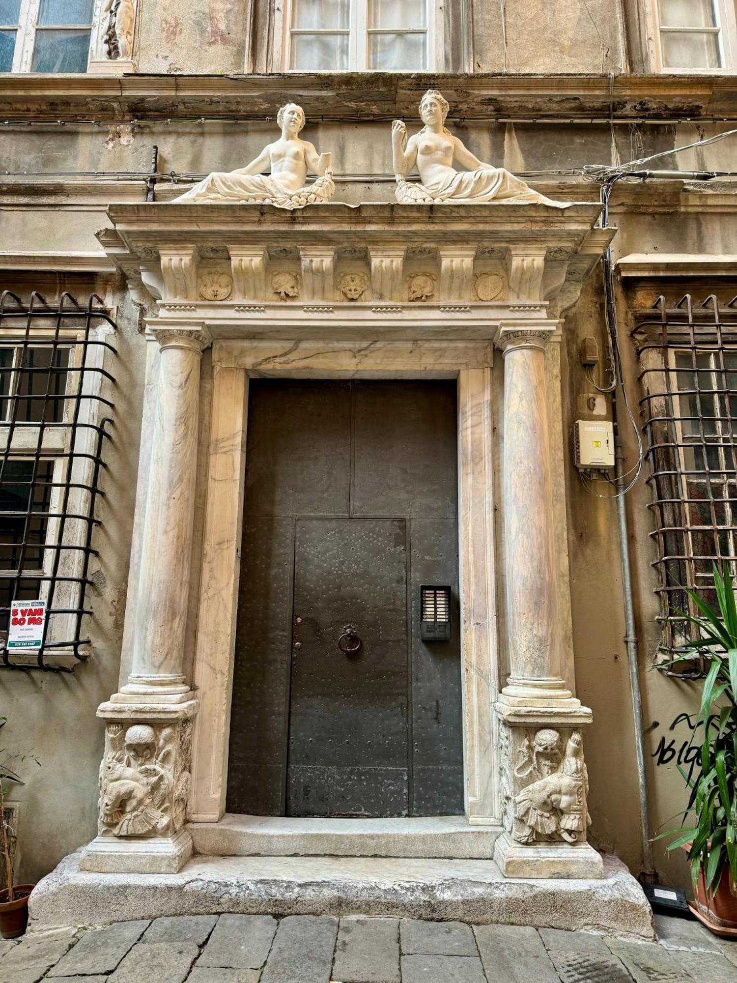 Апартаменти Aquarium 1'Minute! Free Wifi & Netflix "Casa Ripamaris Agnello" - Genova, Centro Storico By Tilo Екстер'єр фото