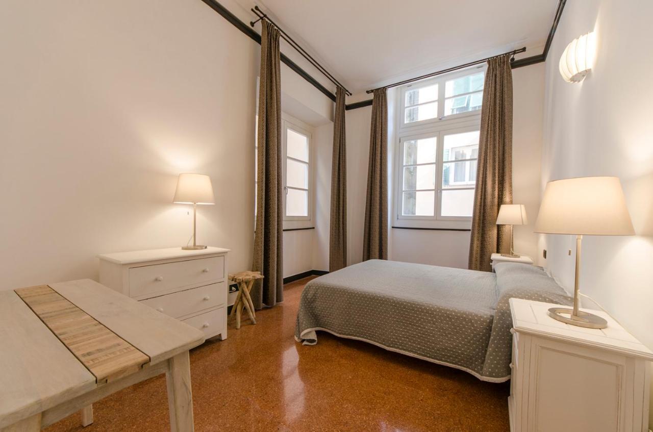 Апартаменти Aquarium 1'Minute! Free Wifi & Netflix "Casa Ripamaris Agnello" - Genova, Centro Storico By Tilo Екстер'єр фото